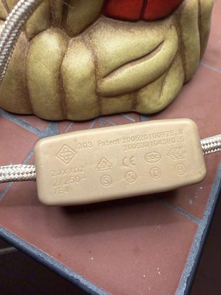 Lampada da tavolo THUN - Originale