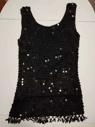 Camiseta lentejuelas negra sin mangas