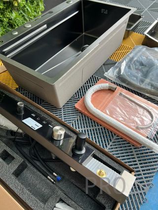 Fregadero Multifunción con Pantalla Digital y Kit de Accesorios en Acero Inoxidable