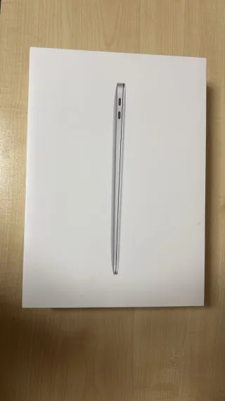 MacBook Air M1 2021 8GB RAM