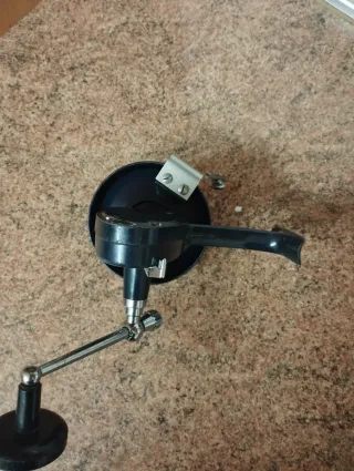 Carrete de pesca Mitchell 499.