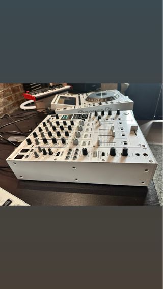 Pioneer DJM-900NXS2 White Edición Limitada