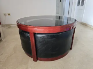 Mesa redonda cristal y 4 taburetes piel