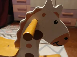 Caballito balancín de madera