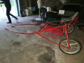 Sulky para caballos con enganche rápido