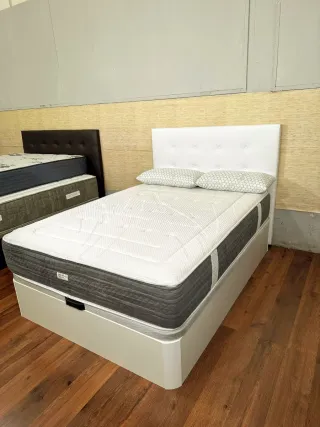 Canapé y Colchón Matrimonio