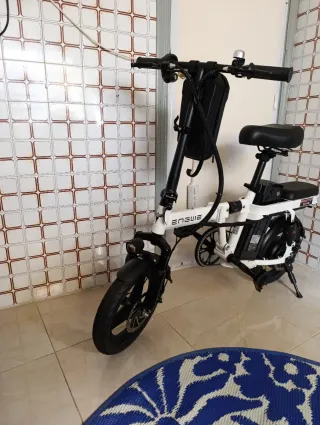 Bicicleta Eléctrica ENGWE Blanca nueva.. Rebajado