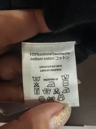 Maglietta nera con scollo argento DANCE