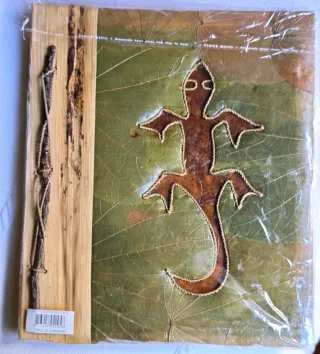 Álbum de fotos artesanal diseño lagarto