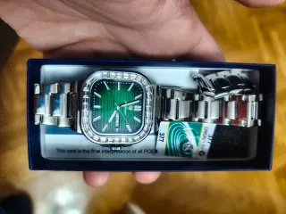Elegante Reloj Hombre con bixel cristal, verde.