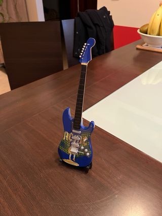 Mini Guitarra Eléctrica Adorno