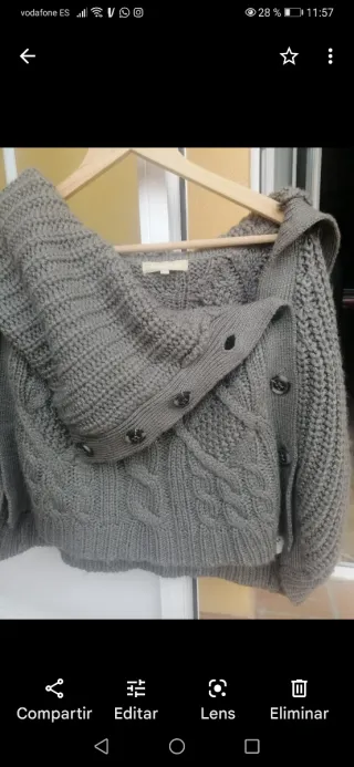 Poncho de punto grueso