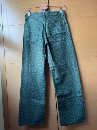 Pantalones Zara Verde Estampado Leopardo