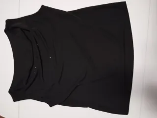 Camiseta sin mangas con pedrería