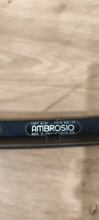 Ruedas Colnago Ambrosio con cubierta Michelin