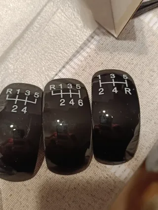 Pomo cambio coche cuero y cromo