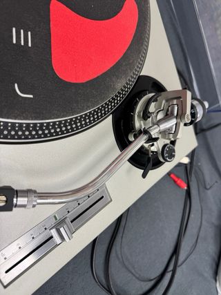 Tocadiscos Technics SL-1200Mk2