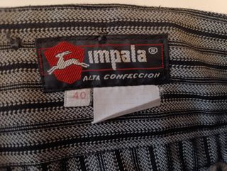 Pantalón Rociero Campero Flamenco Corto