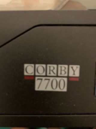 Planchador Corby 7700