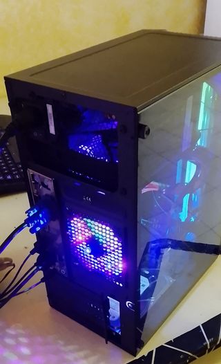 PC Mars Gaming i5 7500 SSD 250GB 8GB RAM