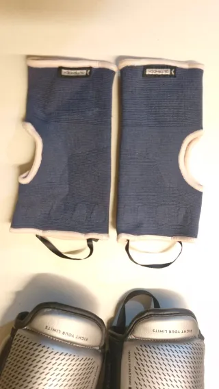 Guantes Boxeo y Guantes Interiores