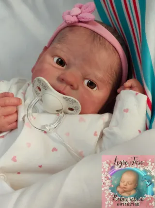 Bebé Reborn 45 cm vinilo con placa no sexuada