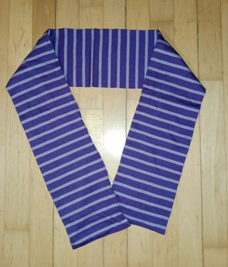 Bufanda rayas morado y gris
