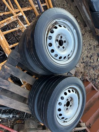4 Llantas con Neumáticos 205/65R16