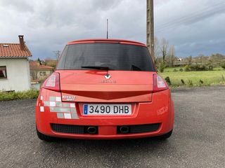 Renault Mégane sport2.0 Turbo – 225 CV