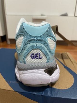 Zapatillas ASICS GEL azules