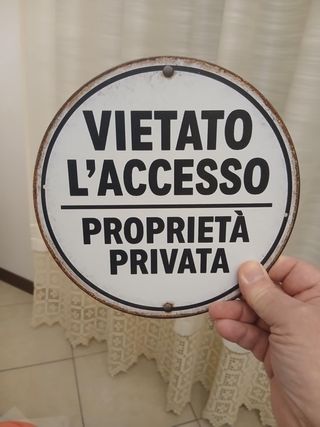 Targa Vietato L'Accesso in Latta