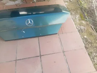 Portón trasero Mercedes W124 300E 24V