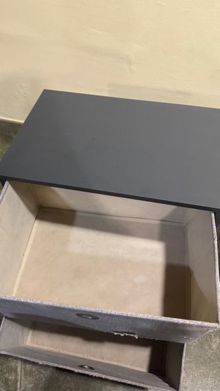 Comodini in tessuto e metallo