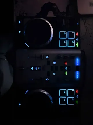 Hercules DJControl Air Party Pack