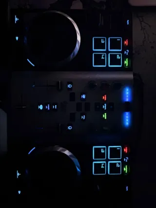 Hercules DJControl Air Party Pack