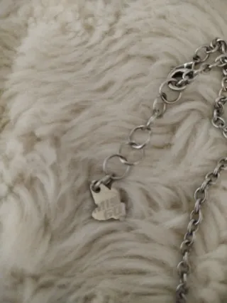 Collar mariposa morado y plateado