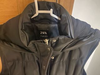Chaleco largo acolchado Zara negro