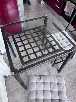 Mesa de cocina cristal y metal negra