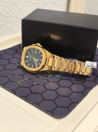 Reloj MEGIR Hombre Dorado y Verde