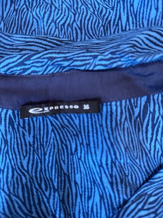 Camisa Expresso azul e preta estampada