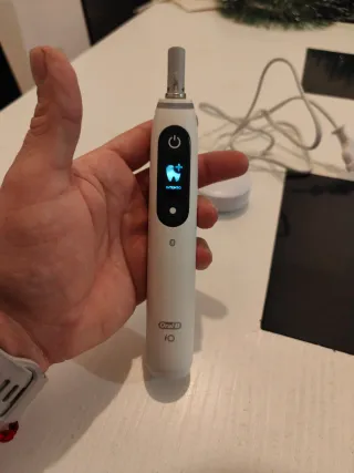 Cepillo Eléctrico Oral-B IO 7 blanco