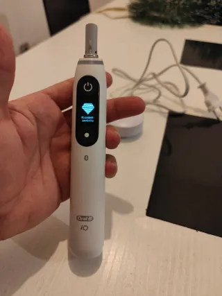 Cepillo Eléctrico Oral-B IO 7 blanco