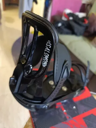 Tabla Snowboard + Botas + Casco + Gafas