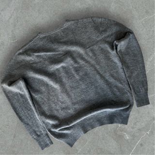 Jersey Springfield cuello pico gris Talla M