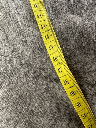 Jersey Springfield cuello pico gris Talla M