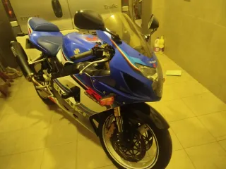 Suzuki GSXR 750 20 Aniversario