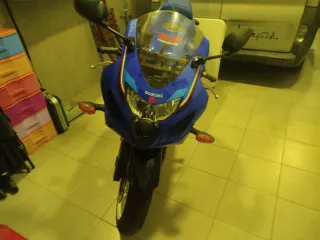 Suzuki GSXR 750 20 Aniversario