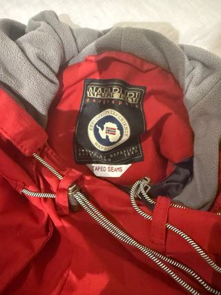 Chaqueta Napapijri Roja Talla L