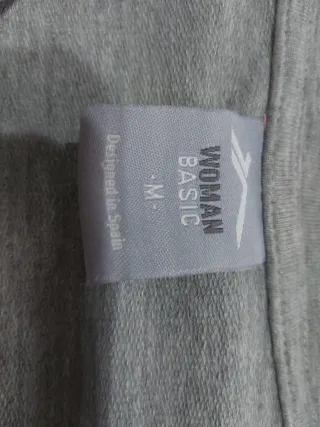 Conjunto deportivo mujer gris y rosa sin usar.