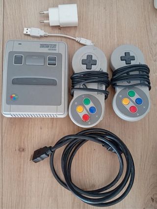 Consola Super Nintendo Classic Mini + 2 Mandos